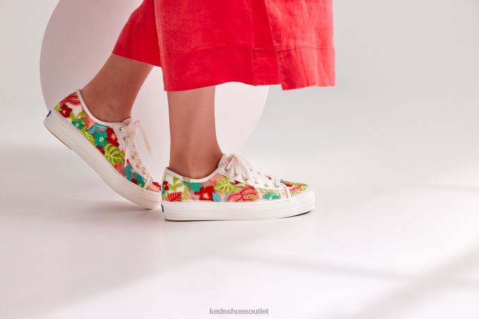 Footwear Triple Kick Tropical Embroidery Sneaker Women Keds 4D6HZ152 White Coral